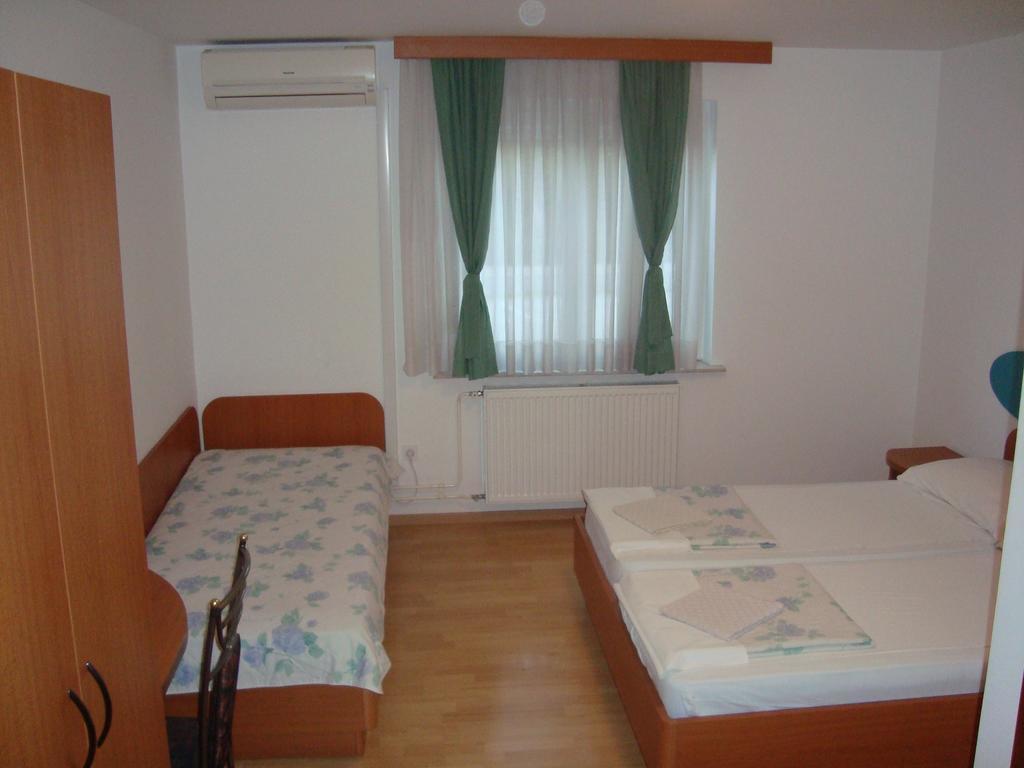 Guesthouse Koprivec Λιουμπλιάνα Εξωτερικό φωτογραφία